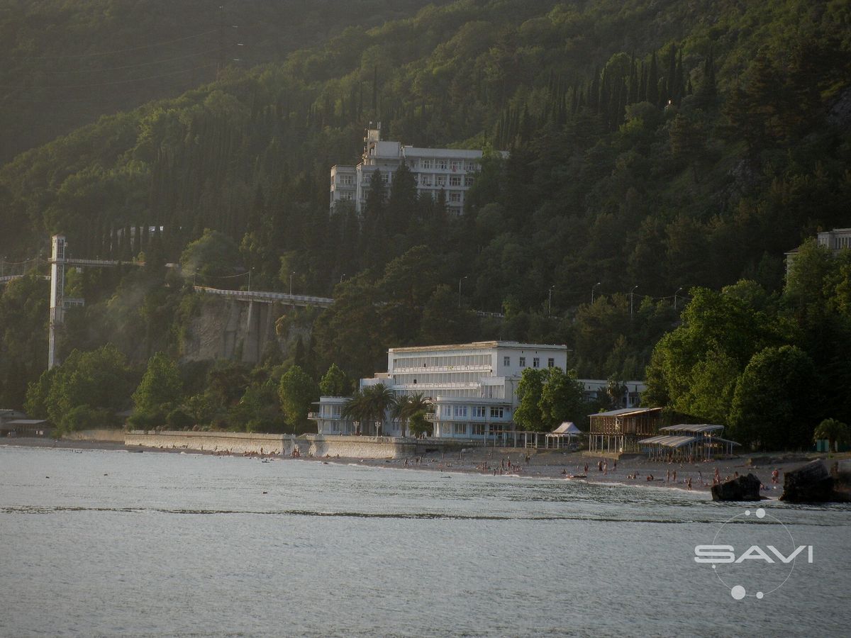 Пансионат "Кавказ" (вид с моря)